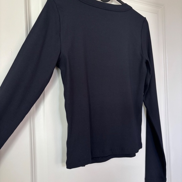 Vuori Women's Long Sleeve Pose Scoop Tee Black Size medium - Picture 11 of 14